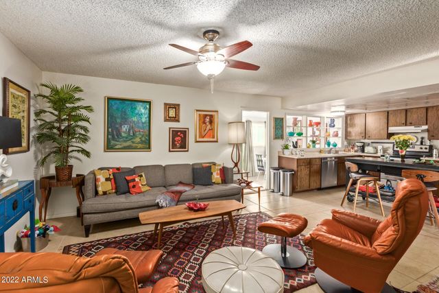 12728 N 40TH Place, Phoenix, AZ 85032