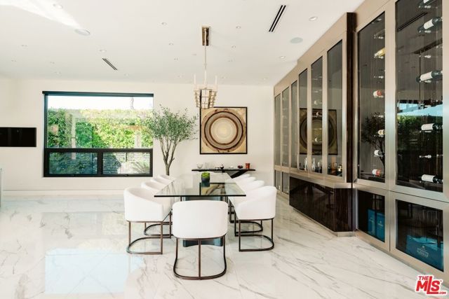 4049 Coldwater Canyon Avenue, Studio City (los Angeles), CA 91604