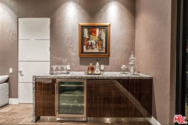 4049 Coldwater Canyon Avenue, Studio City (los Angeles), CA 91604