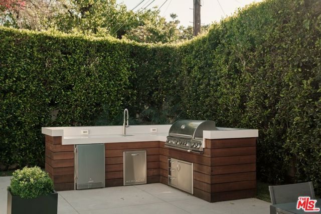 4049 Coldwater Canyon Avenue, Studio City (los Angeles), CA 91604