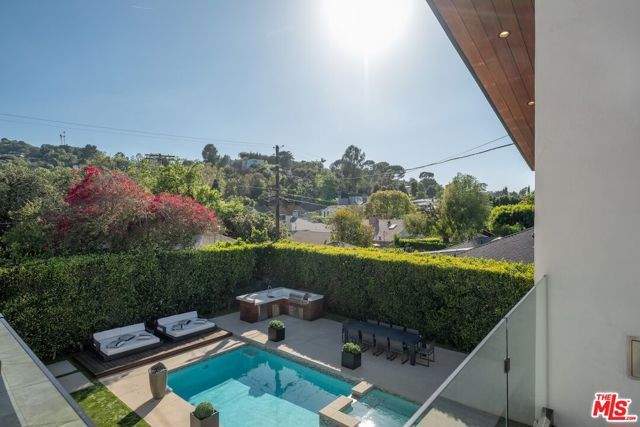 4049 Coldwater Canyon Avenue, Studio City (los Angeles), CA 91604