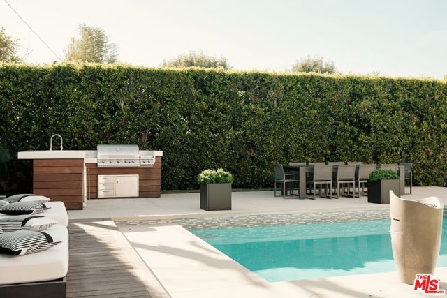 4049 Coldwater Canyon Avenue, Studio City (los Angeles), CA 91604