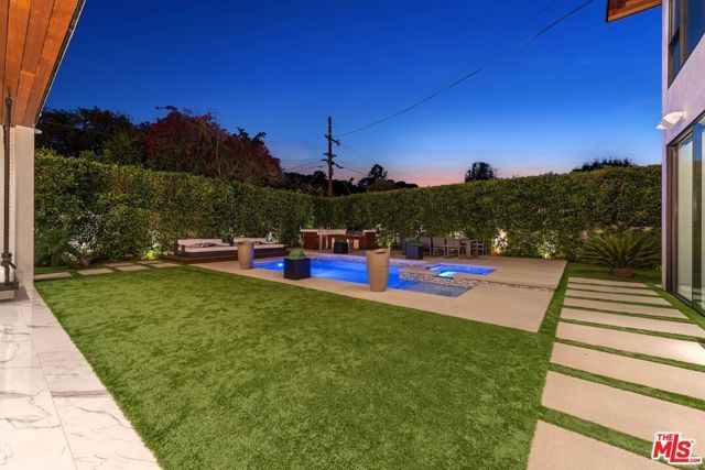 4049 Coldwater Canyon Avenue, Studio City (los Angeles), CA 91604
