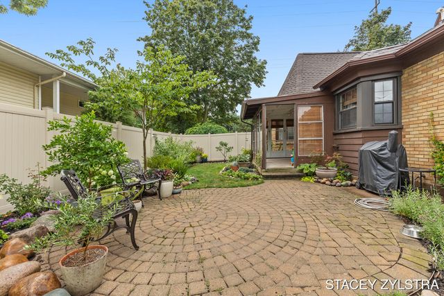 3331 Fulton Street E, Grand Rapids Twp, MI 49546