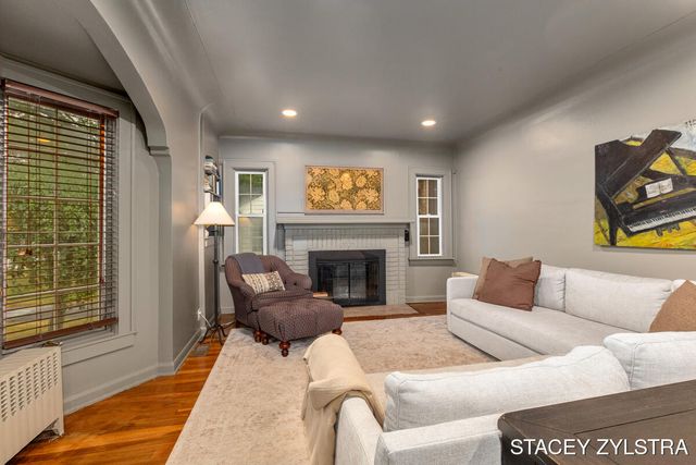3331 Fulton Street E, Grand Rapids Twp, MI 49546
