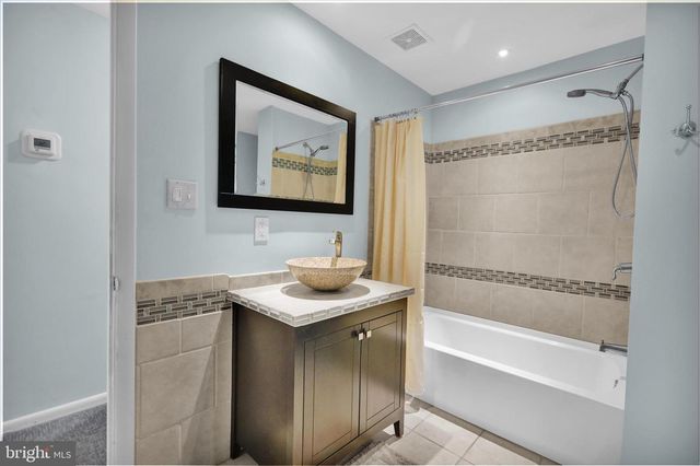 72-6 AZALEA WAY, Reading, PA 19606