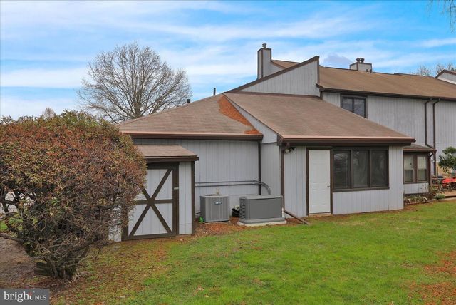 72-6 AZALEA WAY, Reading, PA 19606