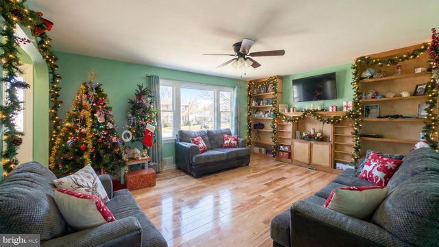 321 S HARLAN ST, York, PA 17402