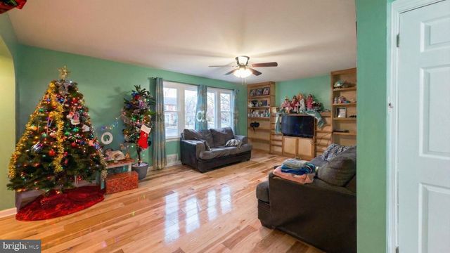 321 S HARLAN ST, York, PA 17402