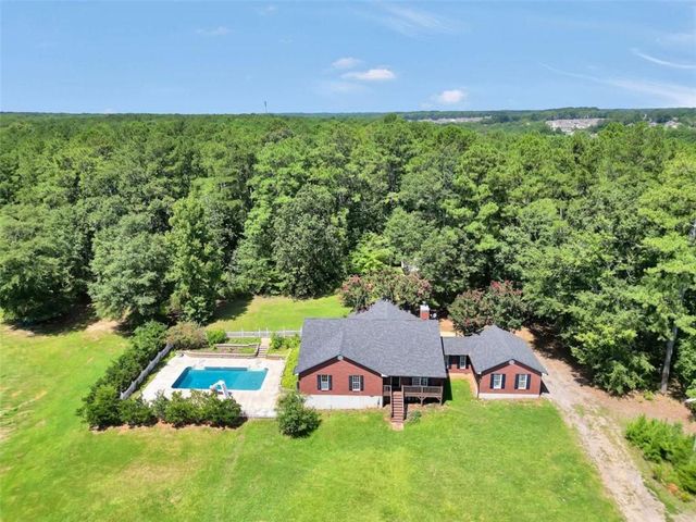 390 Burg Road, Locust Grove, GA 30248
