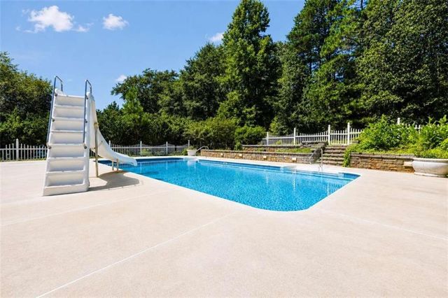 390 Burg Road, Locust Grove, GA 30248