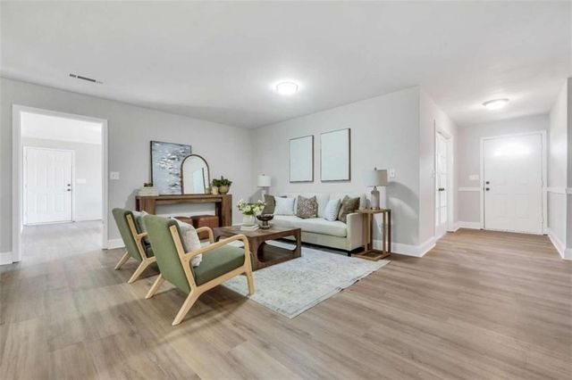 390 Burg Road, Locust Grove, GA 30248