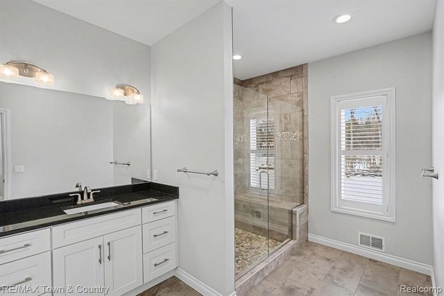 13336 Julie Anne Court, Fenton, MI 48430