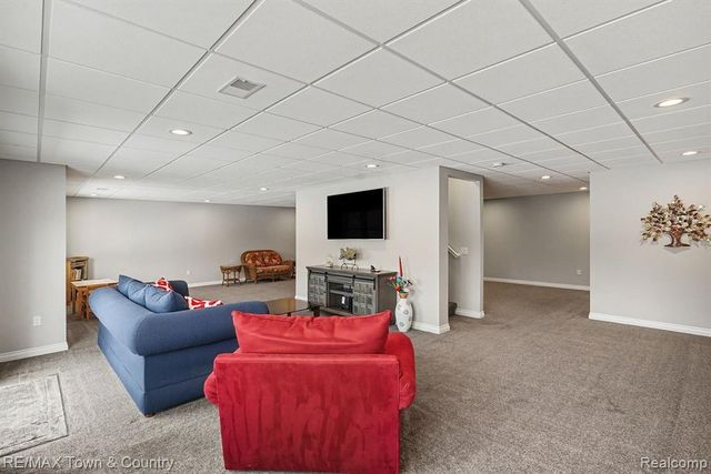 13336 Julie Anne Court, Fenton, MI 48430