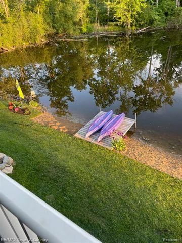 13336 Julie Anne Court, Fenton, MI 48430