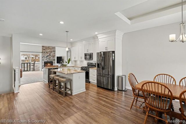 13336 Julie Anne Court, Fenton, MI 48430