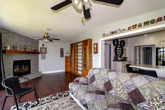 18 CACTUS CIRCLE E, Winter Haven, FL 33880