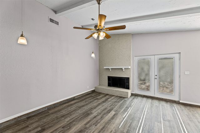 221 Asbury Drive, Saginaw, TX 76179