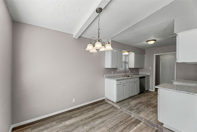 221 Asbury Drive, Saginaw, TX 76179