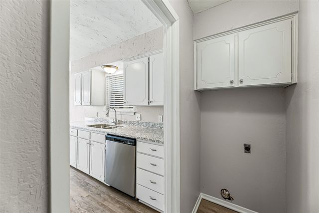 221 Asbury Drive, Saginaw, TX 76179