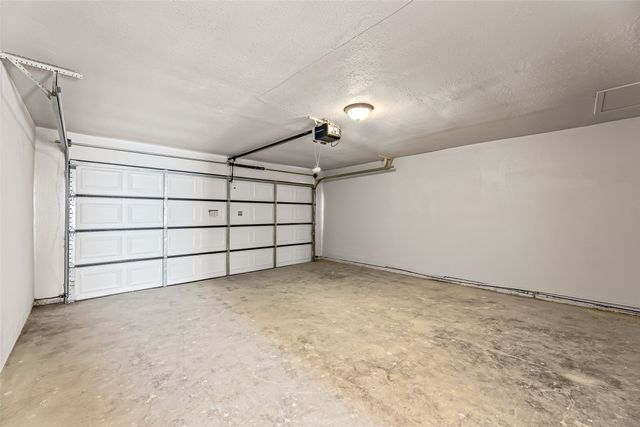 221 Asbury Drive, Saginaw, TX 76179