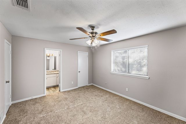 221 Asbury Drive, Saginaw, TX 76179