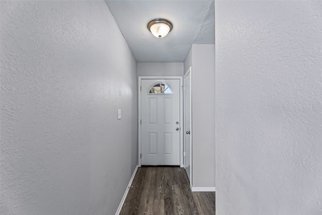 221 Asbury Drive, Saginaw, TX 76179