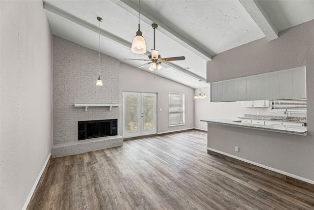 221 Asbury Drive, Saginaw, TX 76179