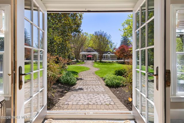 52 Buena Vista Avenue, Rumson, NJ 07760
