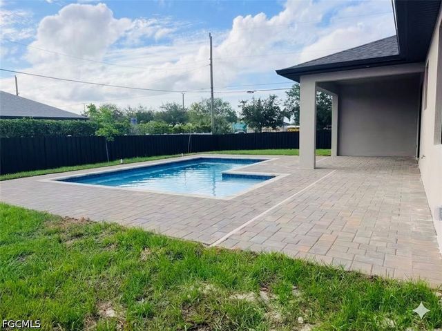 338 SW 28th AVE, Cape Coral, FL 33991