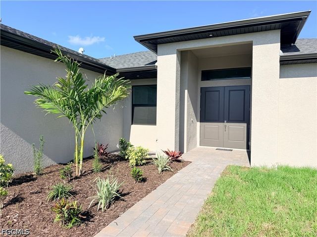 338 SW 28th AVE, Cape Coral, FL 33991