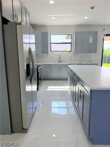 338 SW 28th AVE, Cape Coral, FL 33991