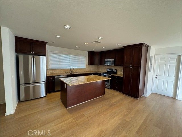 1336 Calle Tulipan, Thousand Oaks, CA 91360