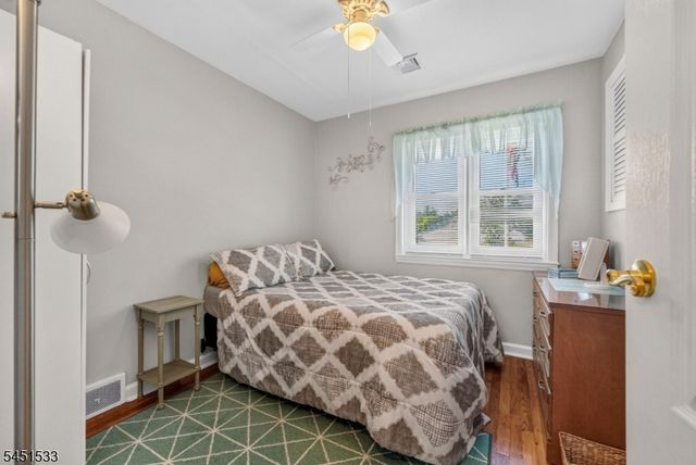 105 Mountainview Dr, Clifton City, NJ 07013