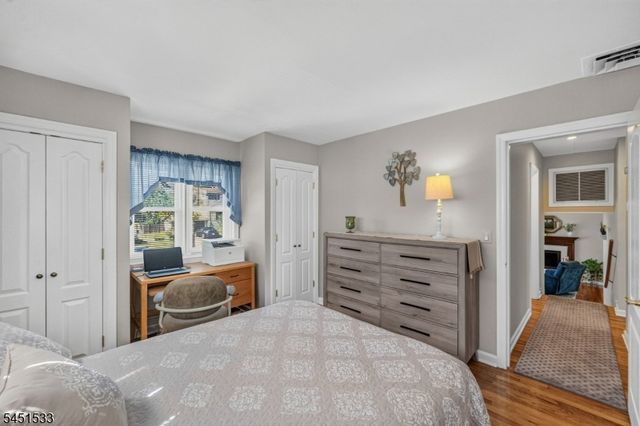 105 Mountainview Dr, Clifton City, NJ 07013