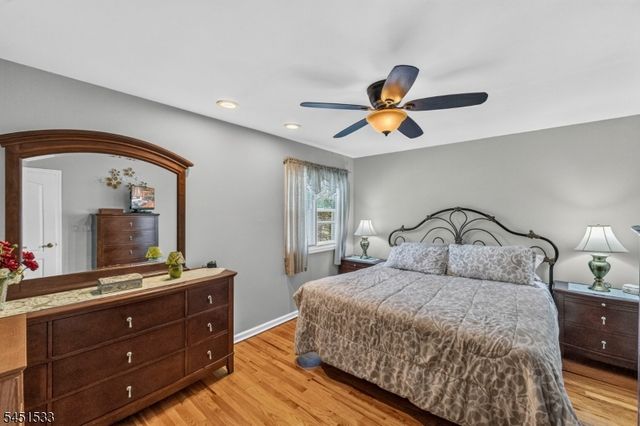 105 Mountainview Dr, Clifton City, NJ 07013