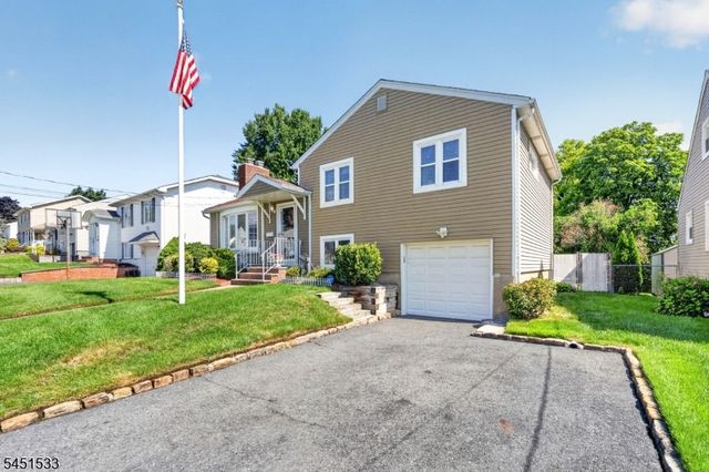 105 Mountainview Dr, Clifton City, NJ 07013