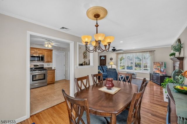 105 Mountainview Dr, Clifton City, NJ 07013