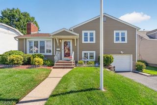 105 Mountainview Dr, Clifton City, NJ 07013