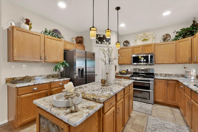 8623 Eagle Springs Drive NE, Albuquerque, NM 87113