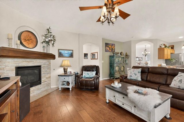 8623 Eagle Springs Drive NE, Albuquerque, NM 87113
