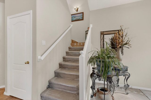 8623 Eagle Springs Drive NE, Albuquerque, NM 87113