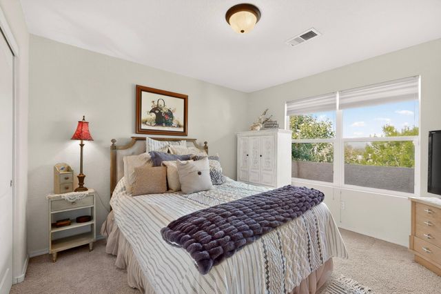 8623 Eagle Springs Drive NE, Albuquerque, NM 87113