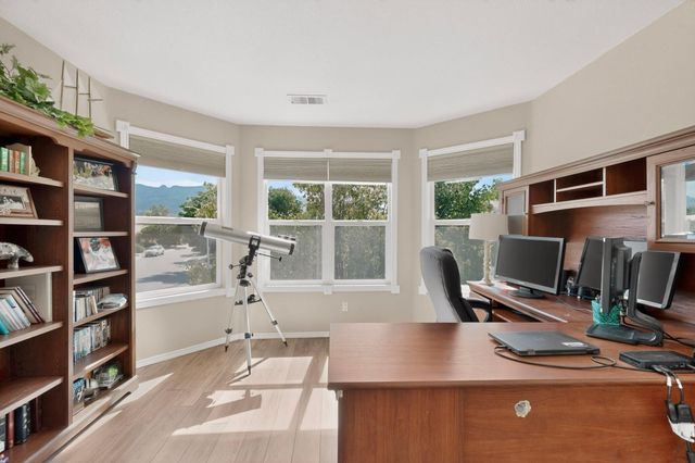 8623 Eagle Springs Drive NE, Albuquerque, NM 87113