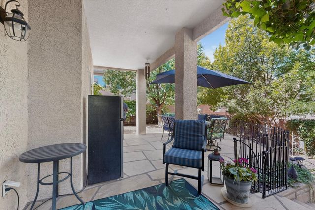8623 Eagle Springs Drive NE, Albuquerque, NM 87113