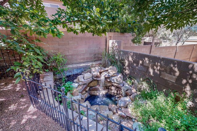 8623 Eagle Springs Drive NE, Albuquerque, NM 87113