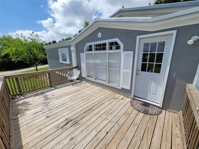 902 DEVILS RIVER Drive, Granbury, TX 76048