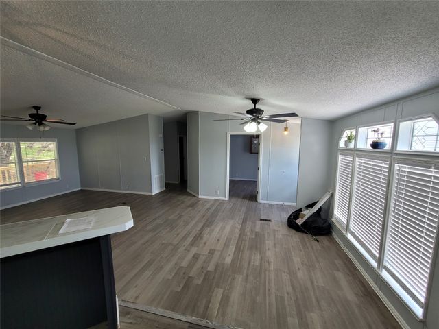 902 DEVILS RIVER Drive, Granbury, TX 76048