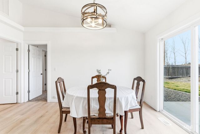 696 W Rams Hill, Kuna, ID 83634