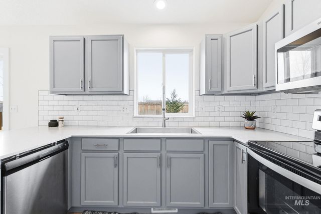 696 W Rams Hill, Kuna, ID 83634